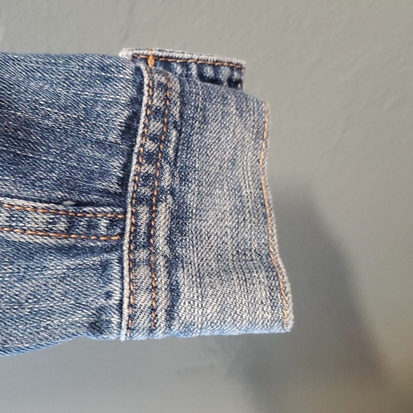American Eagle Outfitters Denim Jean Jacket Small 100% Cotton - Picture 2 of 6